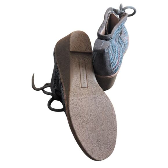 G.H. Bass & Co. Tweed Wedge Boots | Size 9M | Gray, Red & Tan | Never Worn - Picture 5 of 5